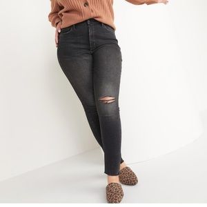 Old Navy Rockstar Extra High Waisted Jeans
